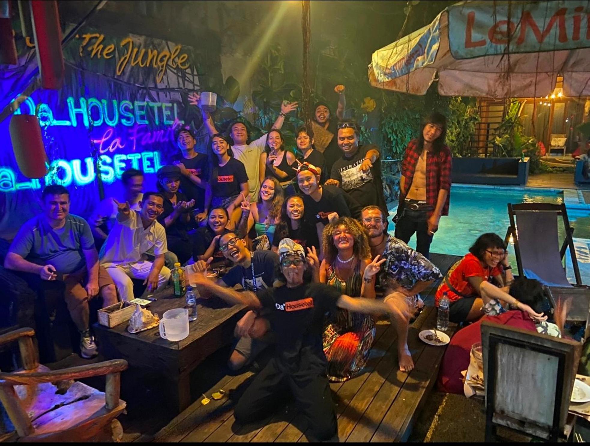 ดา เฮาส์ เทล Hostel กูตา ภายนอก รูปภาพ