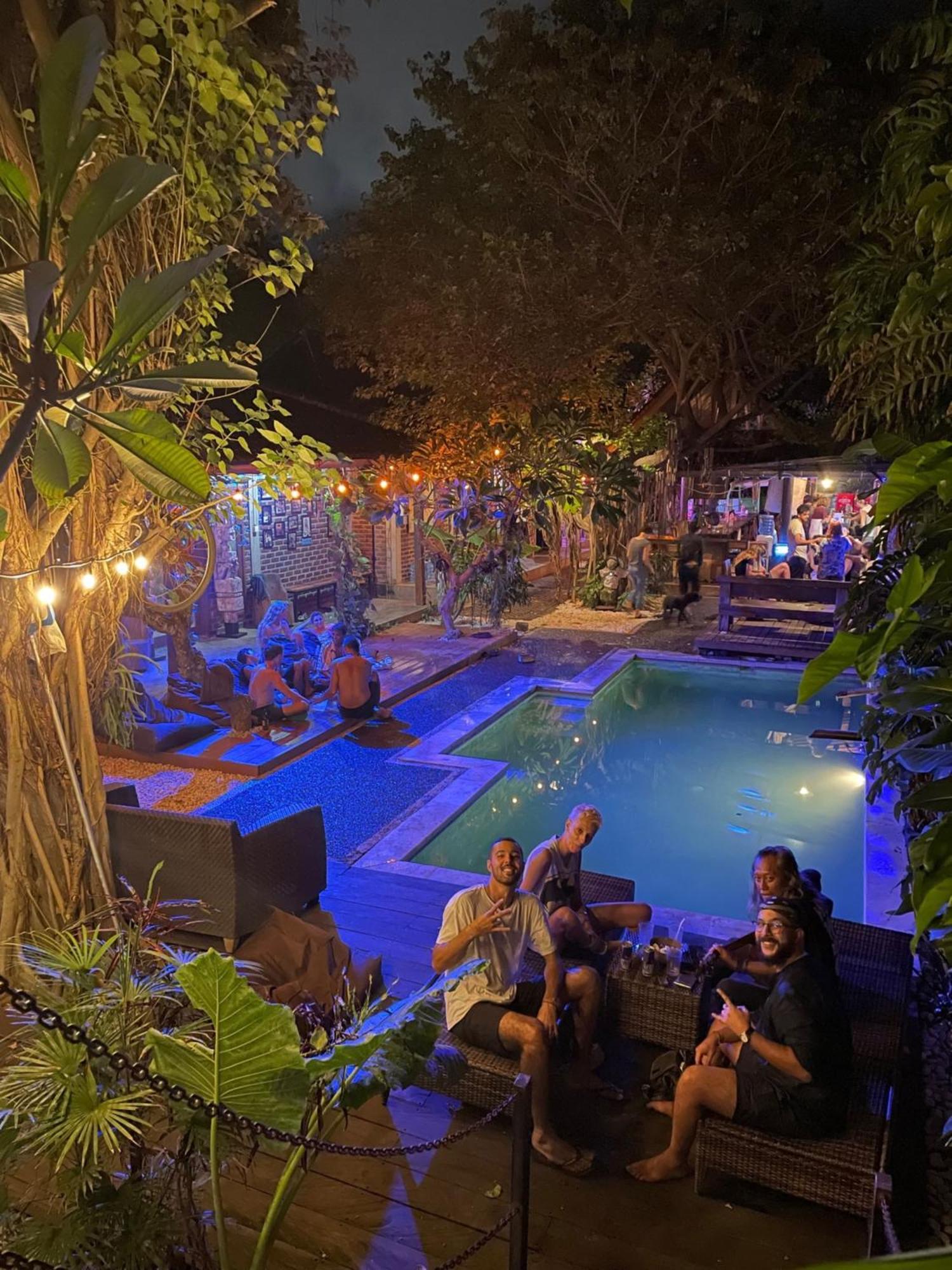 ดา เฮาส์ เทล Hostel กูตา ภายนอก รูปภาพ