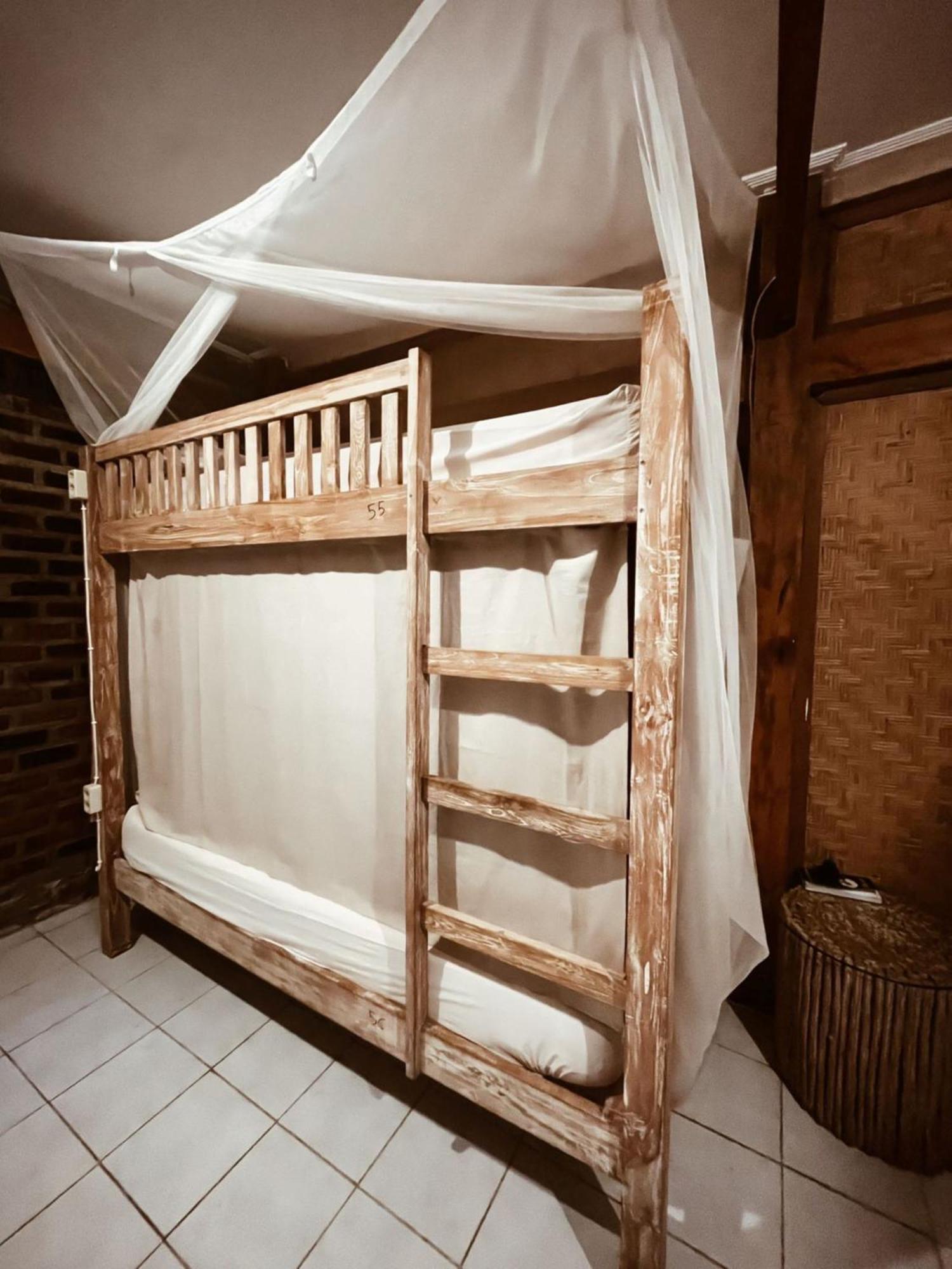 ดา เฮาส์ เทล Hostel กูตา ภายนอก รูปภาพ