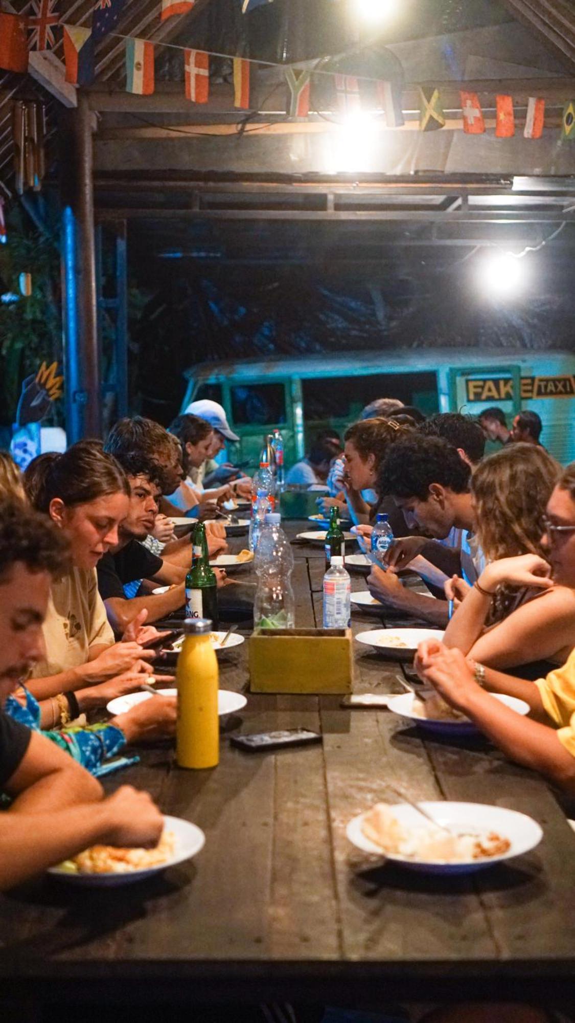 ดา เฮาส์ เทล Hostel กูตา ภายนอก รูปภาพ