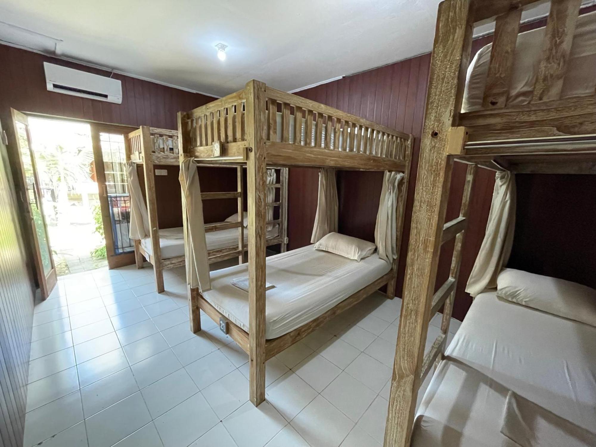 ดา เฮาส์ เทล Hostel กูตา ภายนอก รูปภาพ